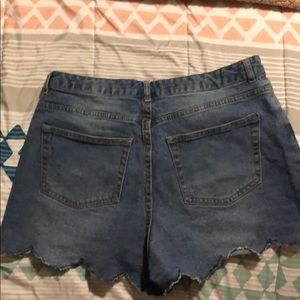 Love Tree Shorts - Scalloped shorts Love Tree Shorts - Scalloped shorts